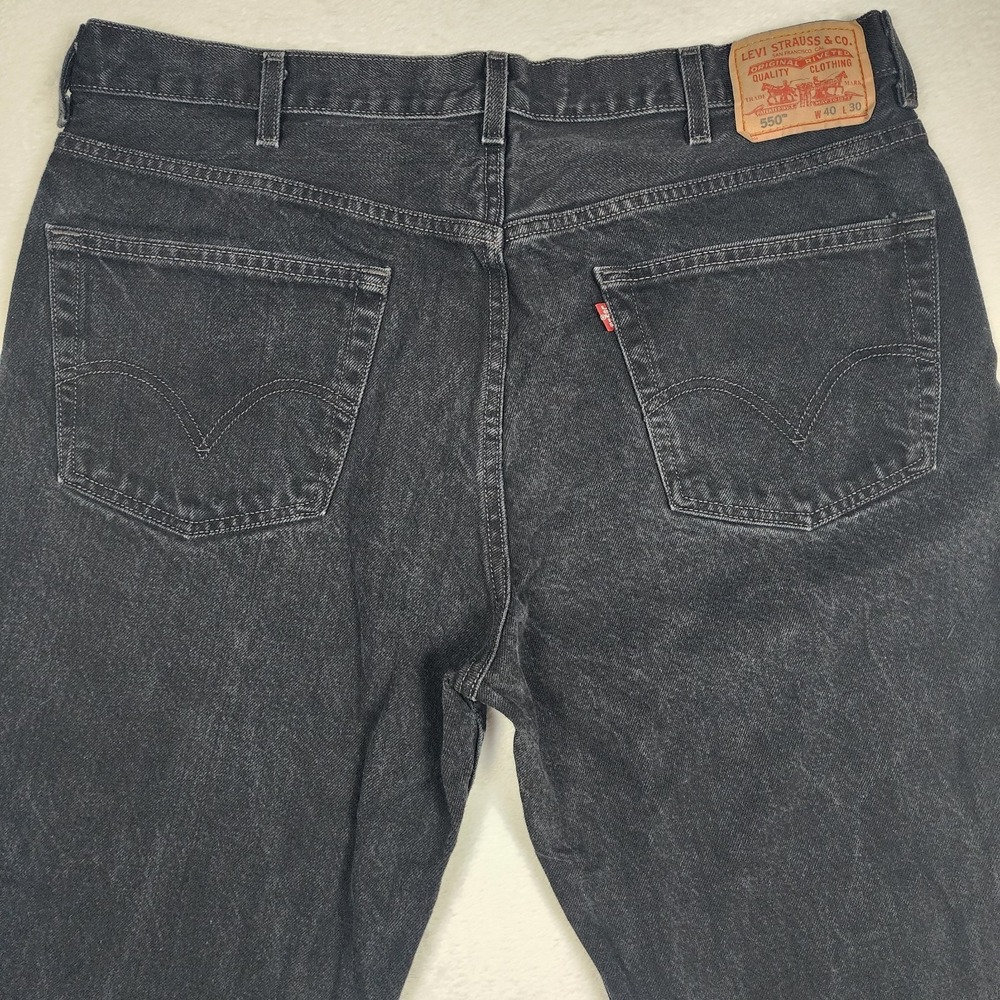 Levis 550 Jeans Mens Size 40x30 Black Denim Pants Relaxed Fit Faded Wash - Picture 3 of 13